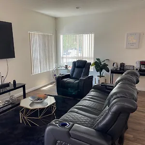 Apartment Van Nuys